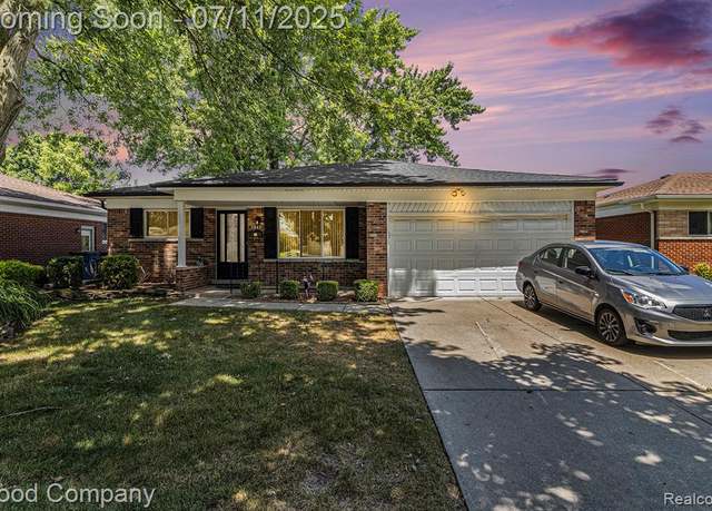 Property at 3847 Dwight Dr, Warren, MI 48092 3054, 3 beds, 1.5 baths