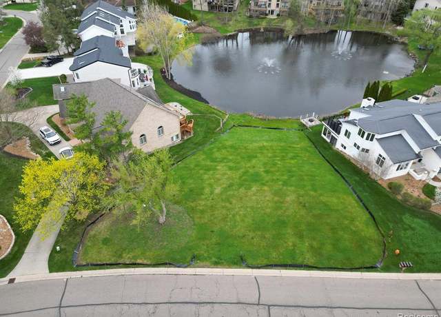 Property at 1062 FOREST BAY Dr, Waterford, MI 48328 4284