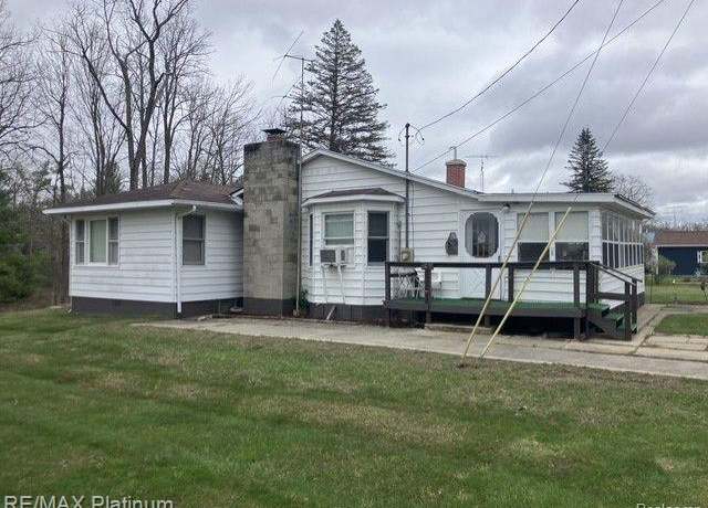 Property at 1017 RADOV Dr, Gladwin, MI 48624 8432, 4 beds, 1 bath