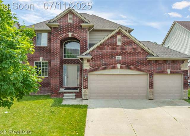 Property at 5142 Trailwood Ln, Warren, MI 48092 2399, 4 beds, 2.5 baths