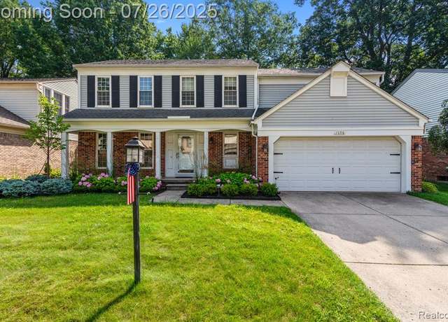 Property at 7898 Moonwood Pl, Westland, MI 48185 9412, 3 beds, 2.5 baths