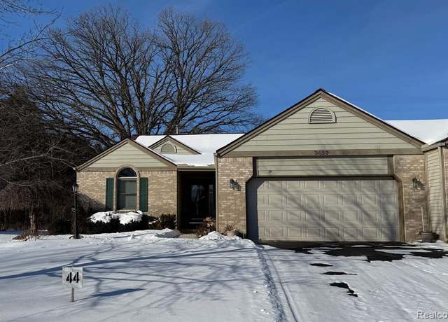 Property at 3459 Pinewood, Davison, MI 48423 8422, 2 beds, 2.5 baths