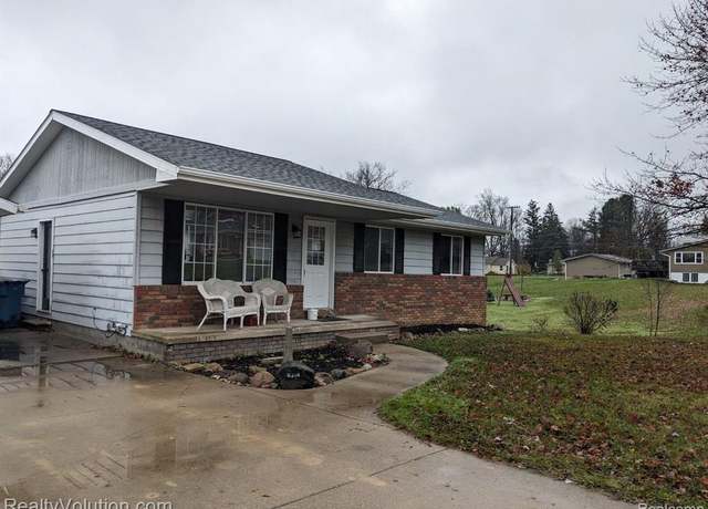 Property at 6219 PINE St, Mayville, MI 48744, 3 beds, 2 baths