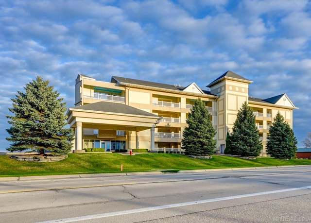 Property at 576 N Huron Rd #103, Tawas City, MI 48703, 2 beds, 2 baths