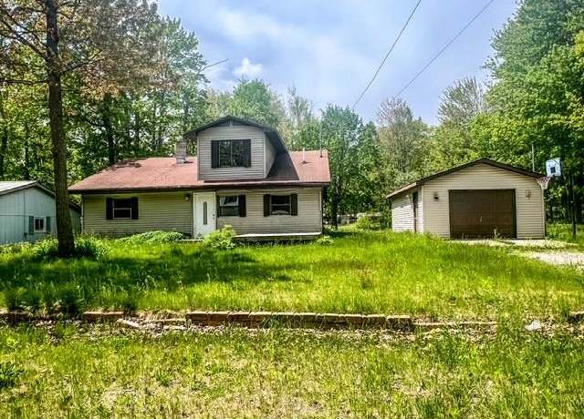 Property at 4815 Knollwood Dr, Harrison, MI 48625, 4 beds, 1 bath