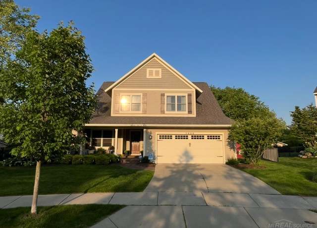 Property at 1646 Amberley Ct, East Grand Rapids, MI 49506-4166, 4 beds, 2.5 baths