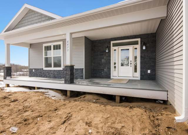 Property at 6877 Wayfarer Ln, Traverse City, MI 49685, 5 beds, 3.5 baths