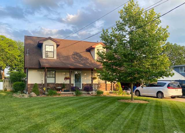 Property at 15444 Parkside Dr, Monroe, MI 48161, 3 beds, 2 baths