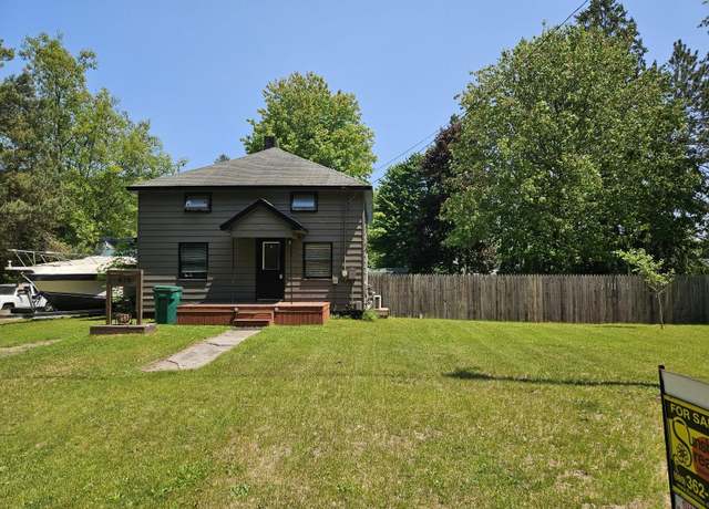 Property at 419 Twelfth Ave, Tawas City, MI 48763, 4 beds, 1.5 baths