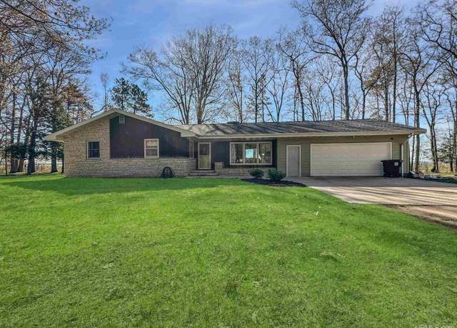 Property at 9014 Stagecoach Q.5 Ave, Gladstone, MI 49837, 5 beds, 2 baths