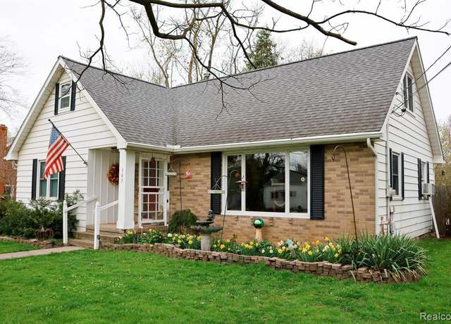Property at 307 S BRIDGE St, Linden, MI 48451 8966, 3 beds, 2 baths