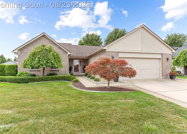 Property at 22472 Streamside Dr, Macomb, MI 48044 3735, 3 beds, 2.5 baths