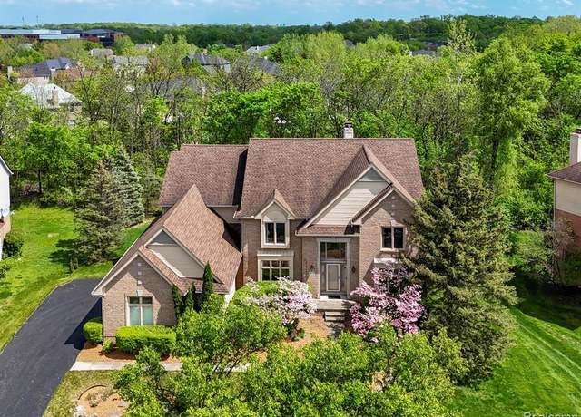 Property at 6671 CHELSEA Brg, West Bloomfield, MI 48322 3074, 4 beds, 4 baths