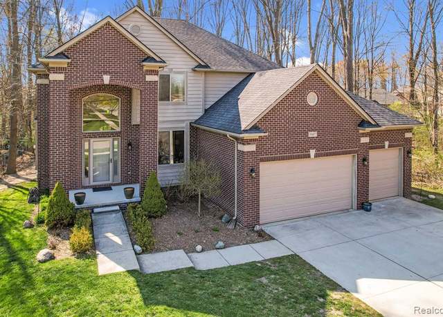 Property at 50477 EDITH St, Chesterfield, MI 48047 3663, 4 beds, 2.5 baths