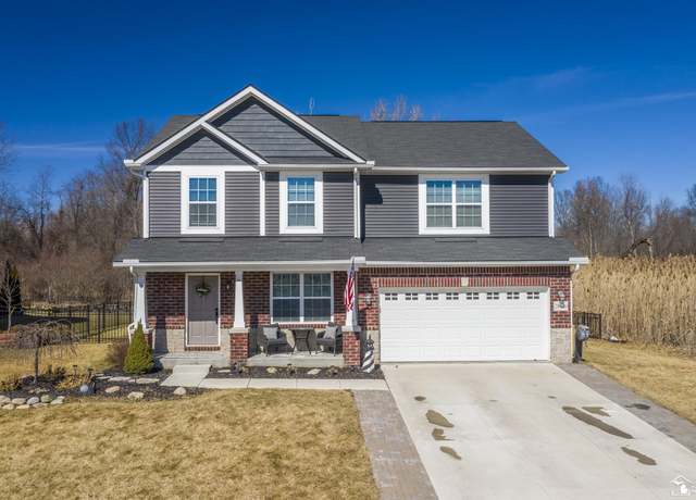 Property at 28480 Apple Blossom Dr, Flat Rock, MI 48134-3315, 3 beds, 2.5 baths