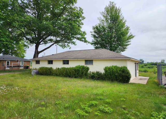 Property at 5475 Oakridge Dr, Beaverton, MI 48612, 3 beds, 1 bath