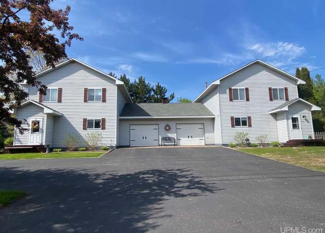 Property at 101-103 Juliet St, Marquette, MI 49855, 4 beds, 2 baths