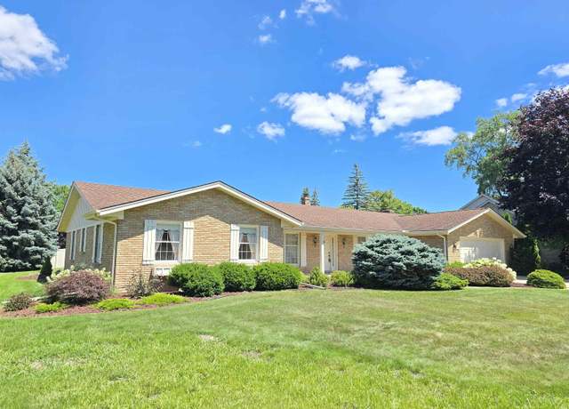 Property at 3425 Win Kae Pl, Bay City, MI 48706, 3 beds, 2 baths