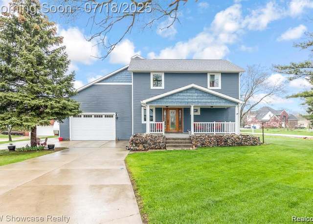 Property at 10933 Chicago Rd, Warren, MI 48093 5568, 3 beds, 2.5 baths