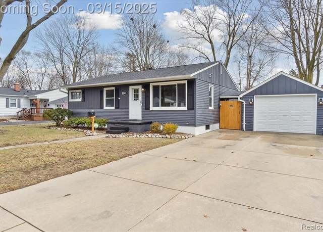 Property at 200 LABIAN Dr, Flushing, MI 48433 1755, 3 beds, 1 bath