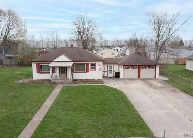 Property at 386 E SHEFFIELD Ave, Pontiac, MI 48340 1971, 2 beds, 1 bath