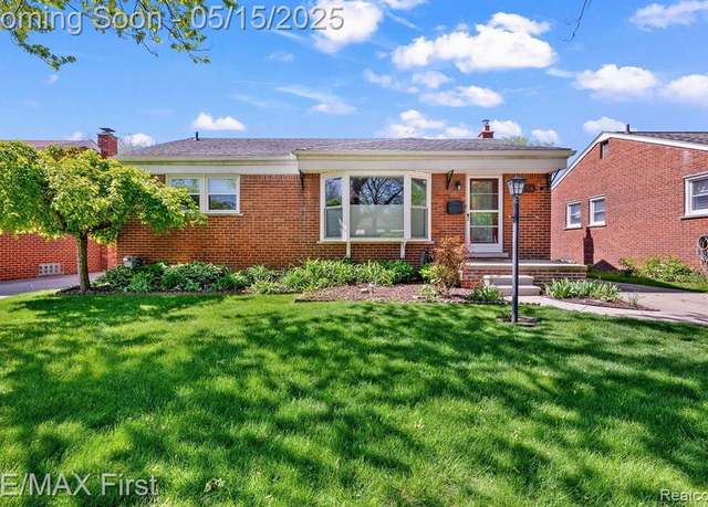 Property at 19716 GAUKLER St, Saint Clair Shores, MI 48080 3353, 3 beds, 2 baths