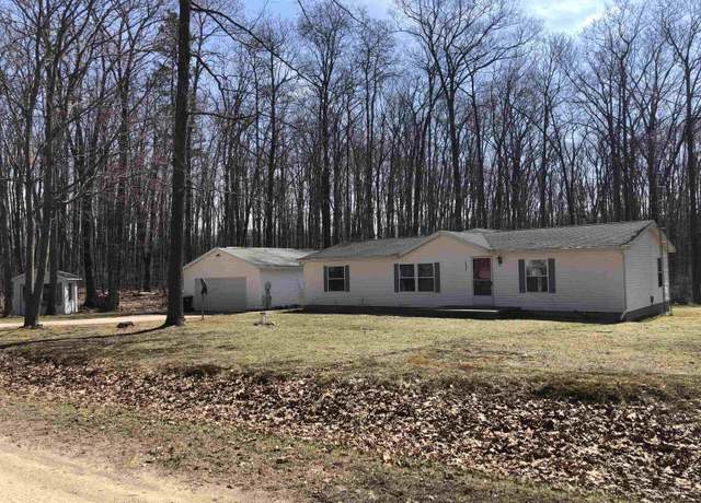 Property at 4821 Pear Way, Farwell, MI 48622, 3 beds, 2 baths