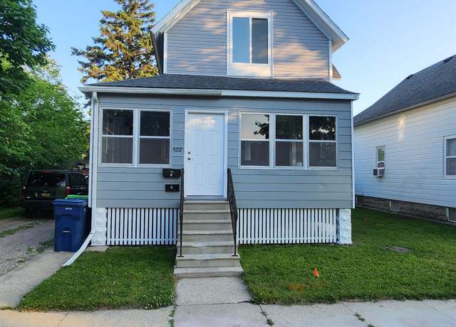 Property at 502 E South Union St, Bay City, MI 48706, 3 beds, 2 baths