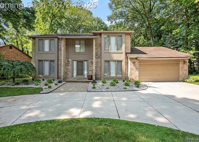 Property at 28895 Coventry Ct. Ct, Farmington Hills, MI 48331 2518, 4 beds, 2.5 baths