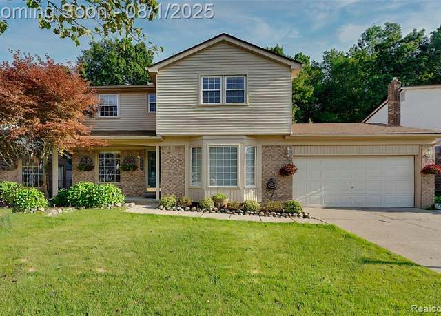 Property at 44827 Leslie Ln, Canton, MI 48187 1724, 4 beds, 2.5 baths