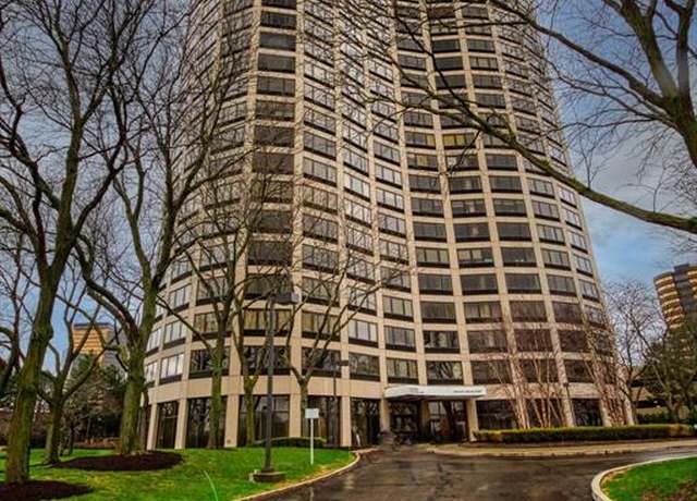 Property at 5000 TOWN Ctr #2205, Southfield, MI 48075 1116, 2 beds, 2 baths