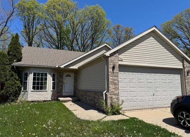 Property at 22031 LAUREL St, Clinton Township, MI 48035 3615, 3 beds, 2 baths