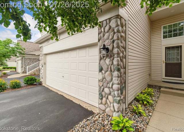 Property at 519 Dockside Cir, Holly, MI 48442 2026, 2 beds, 2.5 baths