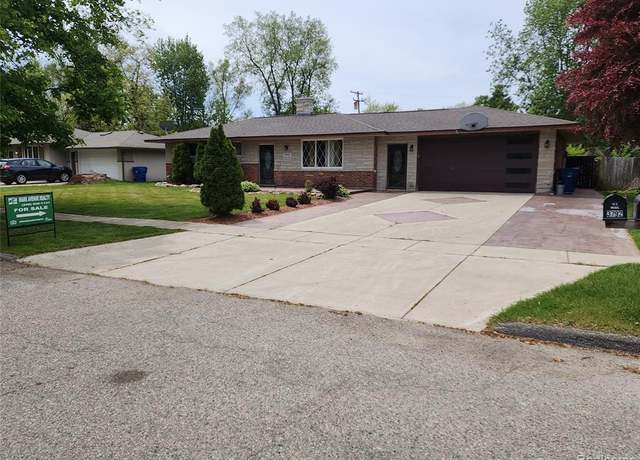 Property at 3801 Embarcadero St, Waterford, MI 48329 2244, 4 beds, 3.5 baths