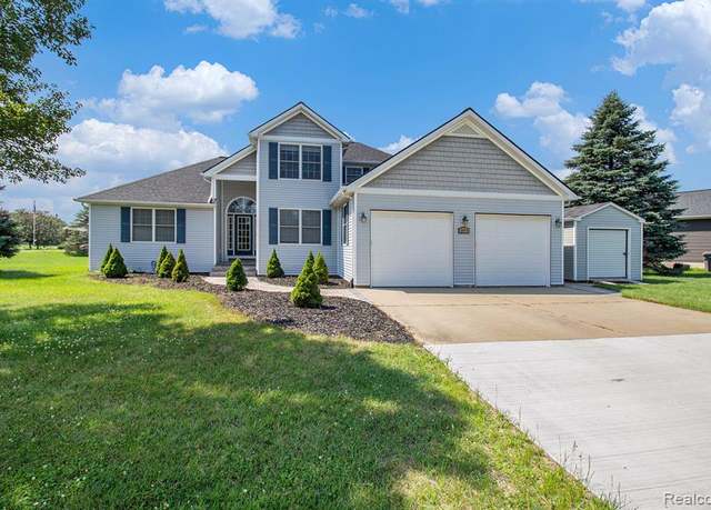 Property at 2173 Fawn Glen Cir, Lapeer, MI 48446 8395, 3 beds, 3.5 baths