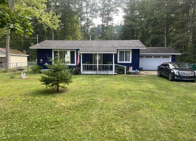 Property at 3644 Crescent Dr, East Tawas, MI 48730-9546, 2 beds, 1 bath