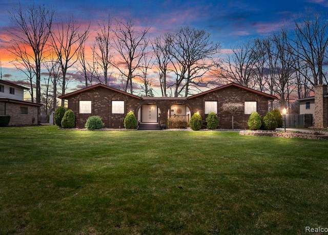 Property at 3027 COURTESY Dr, Flint, MI 48506 2076, 3 beds, 1.5 baths
