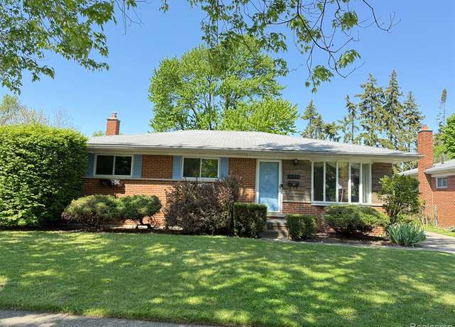 Property at 26329 WEXFORD Dr, Warren, MI 48091 3990, 4 beds, 1.5 baths