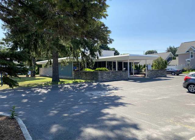 Property at 999 Sixth St, Traverse City, MI 49684
