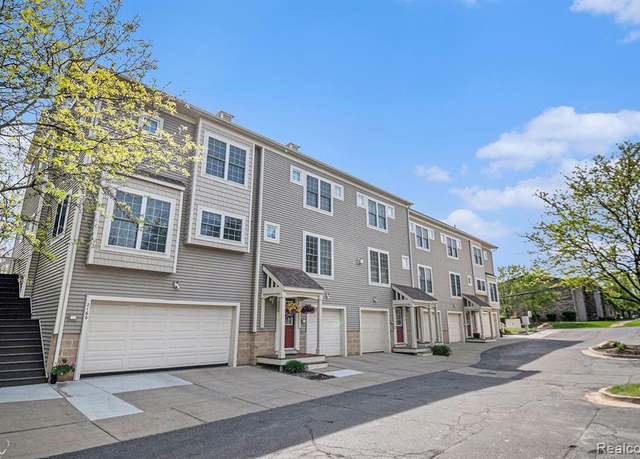 Property at 2160 Pennsylvania Ave, Ann Arbor, MI 48103 6595, 3 beds, 2.5 baths
