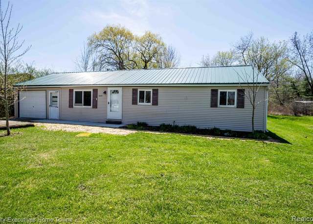 Property at 5035 BURMA Rd, Kimball, MI 48074 3210, 2 beds, 1 bath