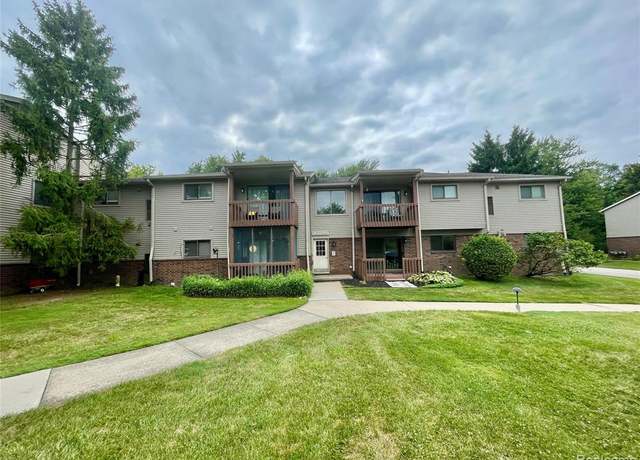 Property at 10228 Nancys #37, Grosse Ile, MI 48138, 3 beds, 2 baths
