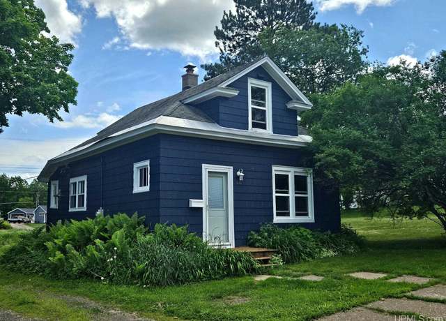 Property at 616 Ahola Ave, Wakefield, MI 49968, 2 beds, 1 bath