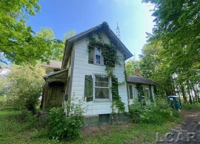 Property at 1171 S Rogers Hwy, Palmyra, MI 49268, 5 beds, 0.5 baths