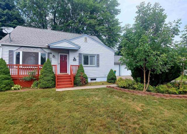 Property at 4165 Richmark Ln, Bay City, MI 48706, 4 beds, 1.5 baths