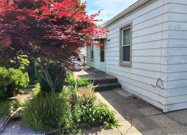 Property at 13330 Fisk Ave, Warren, MI 48089 3260, 3 beds, 1 bath