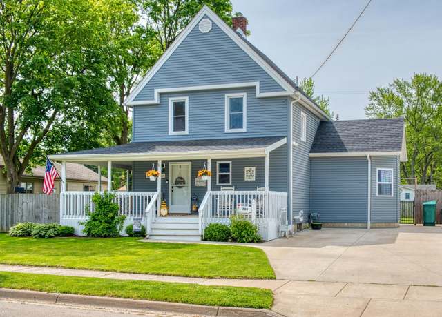 Property at 703 W Main St, Durand, MI 48429, 3 beds, 3.5 baths