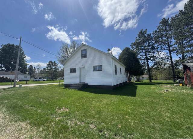 Property at 301 Kahma Ave, Amasa, MI 49902, 2 beds, 1 bath