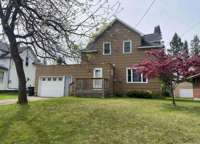Property at 827 Leonard St, Ironwood, MI 49938, 3 beds, 1 bath