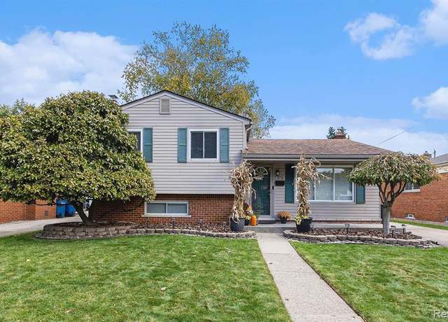 Property at 31716 NELSON Dr, Warren, MI 48088 7036, 3 beds, 1.5 baths